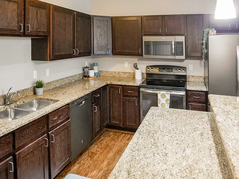 2086 Glencoe Hills Dr — Photo 33