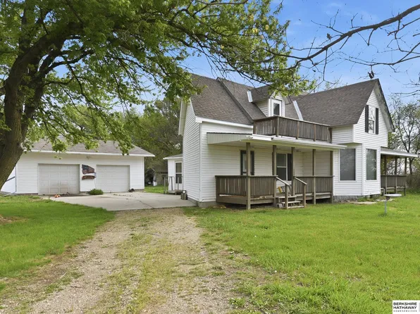2416 F Rd, Oakland, NE 68045