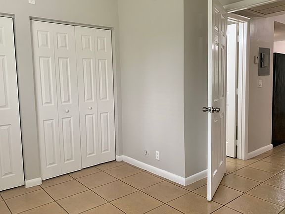 bedroom2
