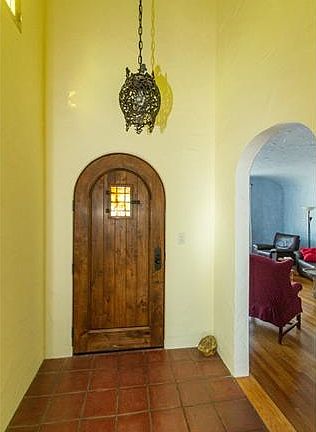 2nd image of 4891 Biona Dr