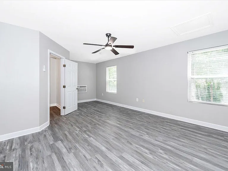 12284 Bandera Ln — Photo 33