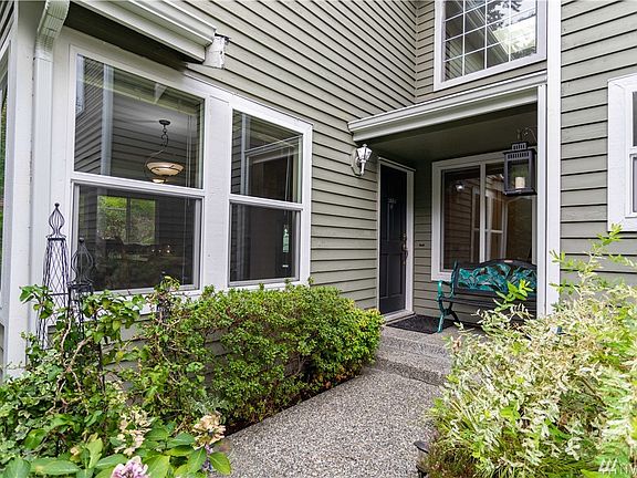 3rd image of 24322 SE 41st Ln Unit 30