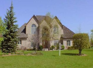 1410 Macalpin Cir, Barrington, IL 60010