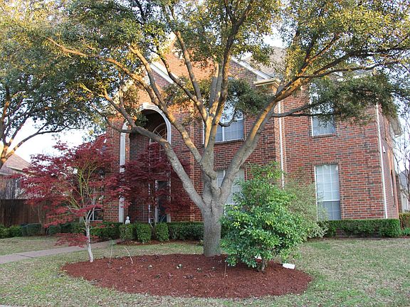 Curb appeal to spare