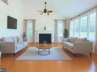 3403 Logstone Dr, Triangle, VA 22172