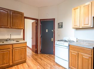 206 Scholes St APT 19, Brooklyn, NY 11206