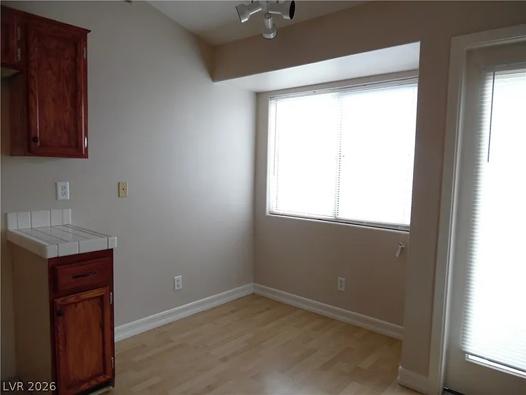 9120 Dolente Ave — Photo 3