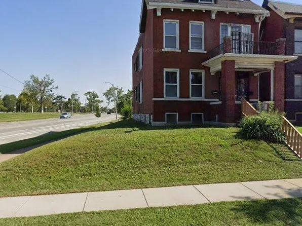 4582 Clarence Ave, Saint Louis, MO 63115