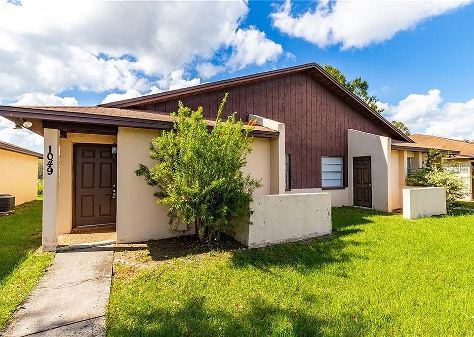 1st image of 1047/1049 Captiva Poin