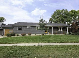 429 N Mount Vernon Dr, Iowa City, IA 52245