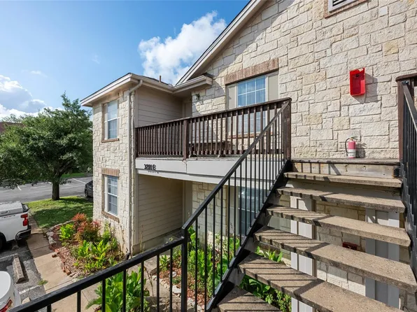 3201 El Salido Pkwy #E, Cedar Park, TX 78613