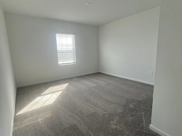 2617 Runners Cir — Photo 10