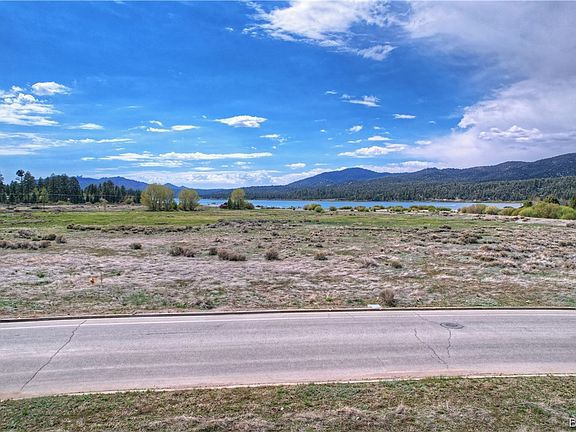 4th image of 194 Sandalwood Dr