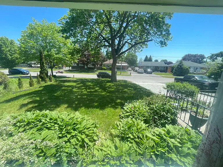 34 Grassmere Ct — Photo 43