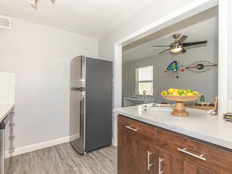 The Wexler Apartments — Photo 42