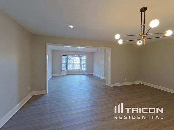 3rd image of 8637 Leighton Dr