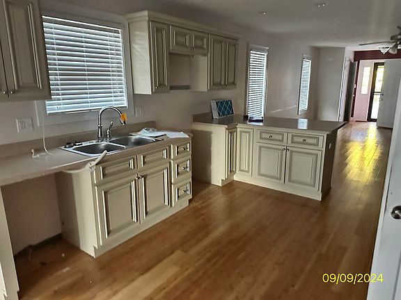 4th image of 415 Township Road 1110