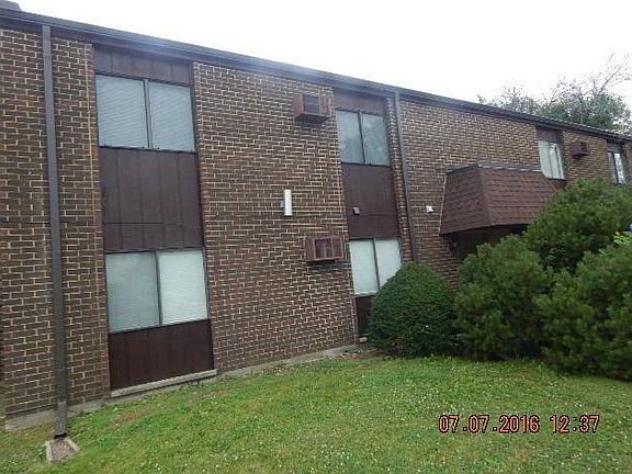 4th image of 57 Washington Blvd APT 111