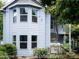 647 E Main St, Hillsboro, OR