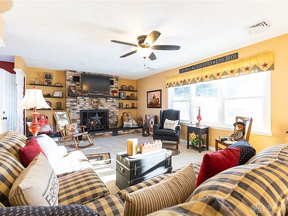 2nd image of 1551 Wilson Rd