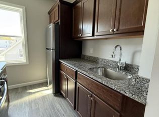 133 Bogle St, Fall River, MA 02723