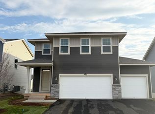 931 Redfield Cir, Delano, MN 55328