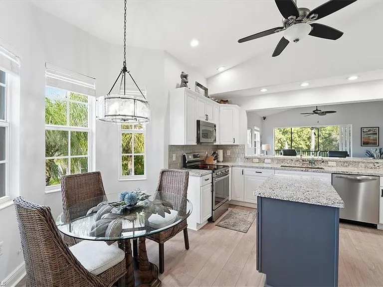 7842 Hawthorne Dr #1703 — Photo 9