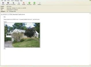 710 E Ridgecrest Dr, Kingston, TN 37763