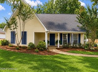 556 Brookstone Cir, Madison, MS 39110