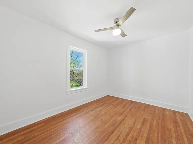 Bedroom #1
