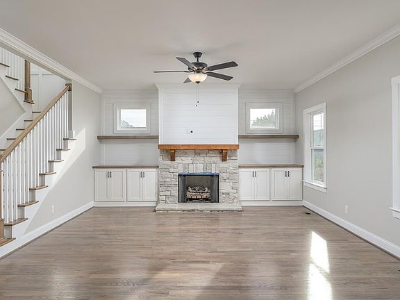 3rd image of 5009 Solar Ln #2