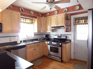 325 Earl Ave, Oneida, NY 13421