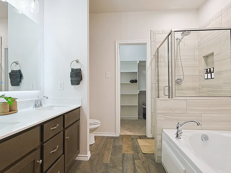500 Prairie Meadow Dr — Photo 22