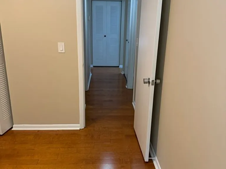 130 Jasmine Woods Ct #9D — Photo 31