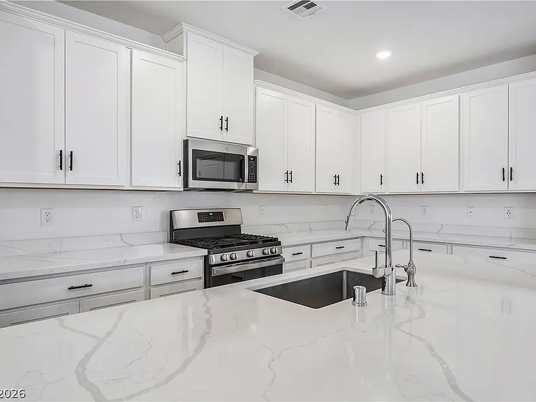 1611 Dire Wolf Ave — Photo 11