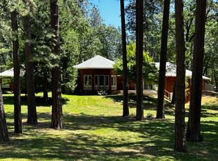 10555 No Name Dr, Grass Valley, CA 95945