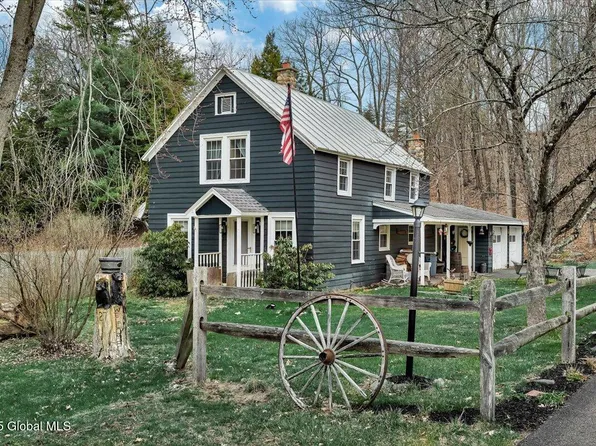 27 Dunham Hollow Road, East Nassau, NY 12062