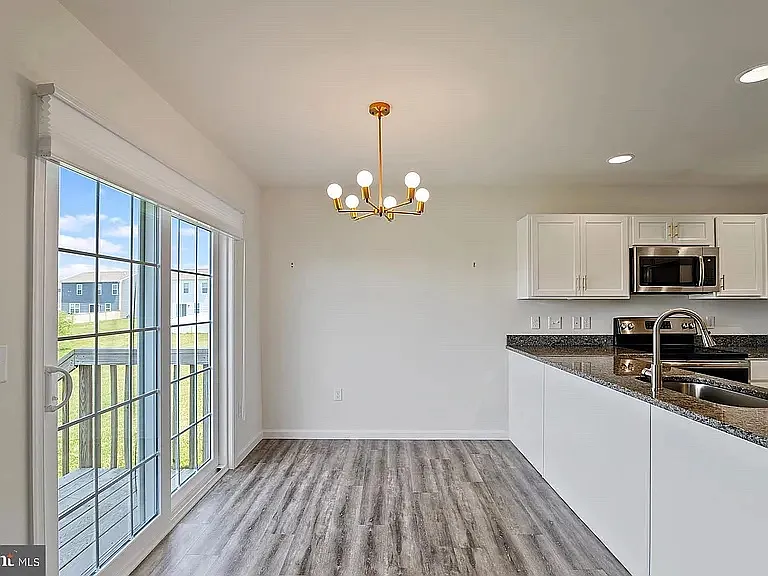 46 Black Cherry Dr — Photo 5