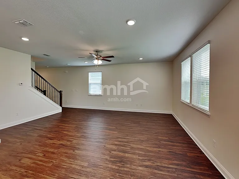 453 Onate Cir — Photo 9