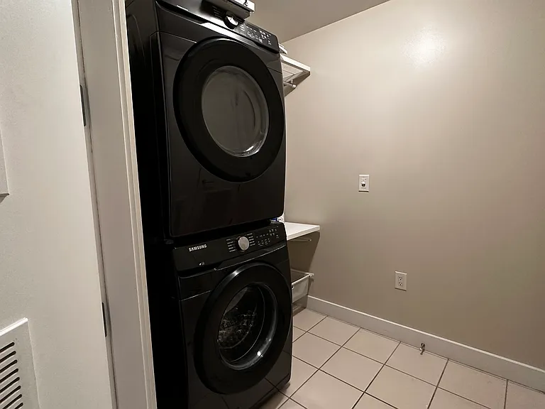 1325 Pacific Hwy #1603 — Photo 21
