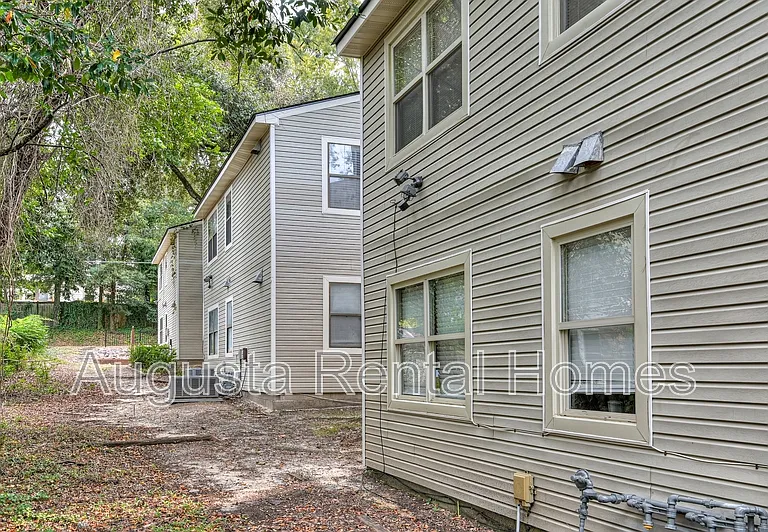 1402 Johns Rd #B — Photo 28