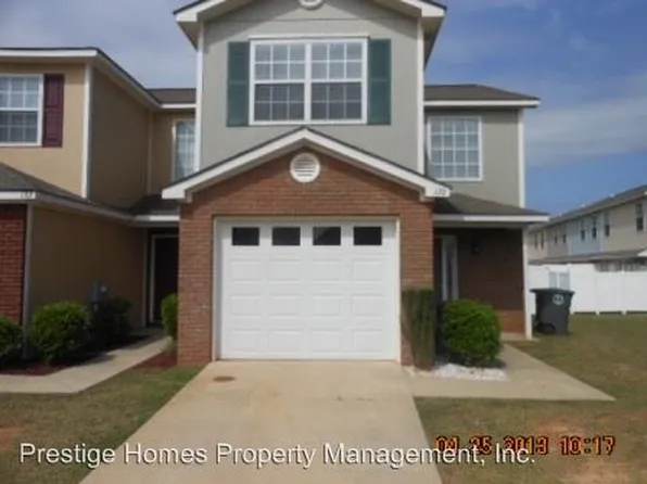 135 N Springview Dr, Enterprise, AL 36330