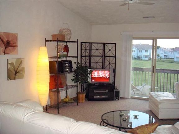 5th image of 4979 Pine Cone Ct APT 3
