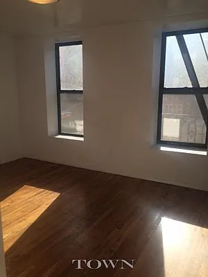 Rented by Town Residential | media 25