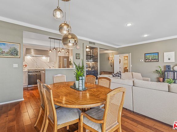 5th image of 12115 San Vicente Blvd Unit 303