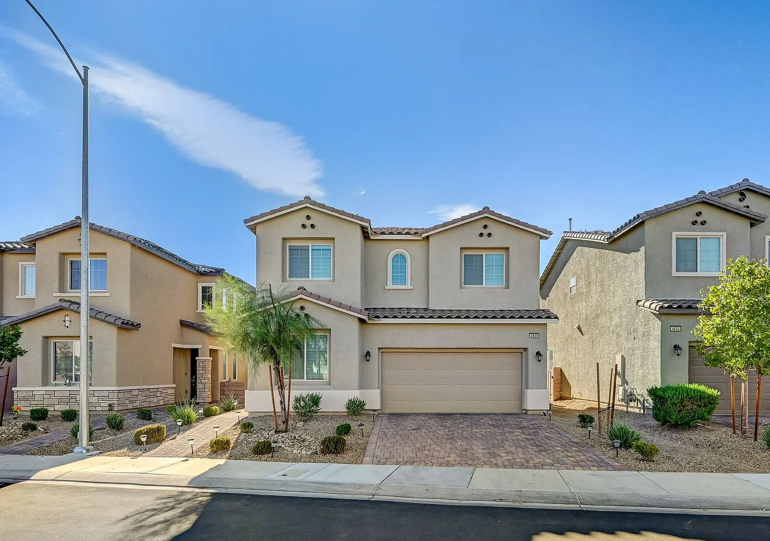 Welcome to 4629 Fragrant St., a spacious 2-story home in gated community — Photo 3