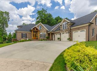 4103 Wicklow Dr, Burlington, NC 27215