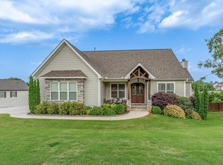 2 Winding Walk Way, Taylors, SC 29687