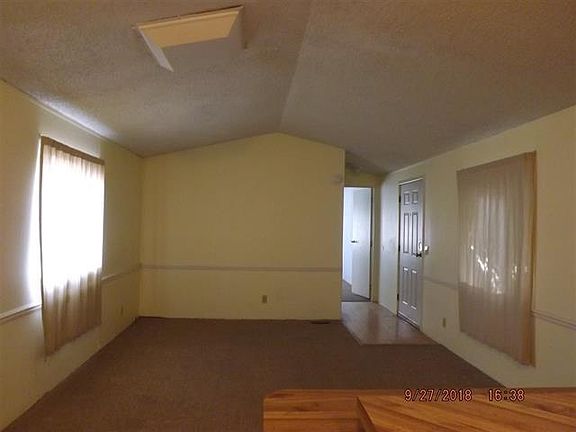 4th image of 10660 Cody Dr #Red