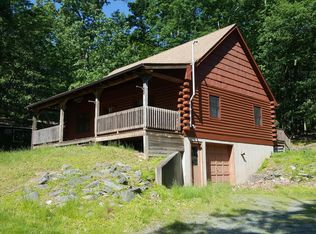 469 Westcolang Rd, Hawley, PA 18428